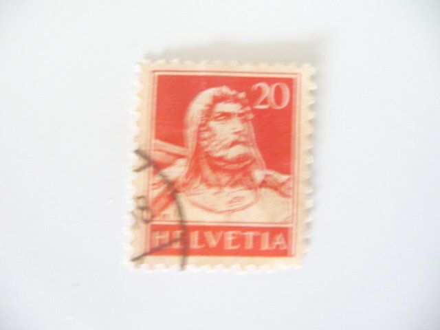 Tutti i francobolli: 1914-1933  Tellbrustbild  gestempelt – Usato da Kloten venduto da zimboida 1