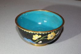 Cloisonné-Bowl  - Blumen über geometrischem Muster
