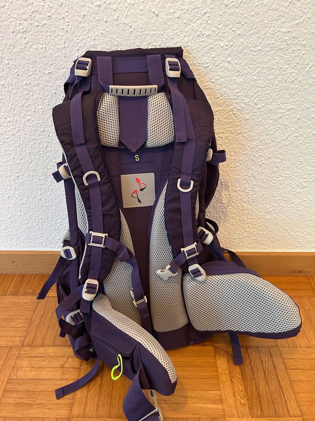 Zaini: Trekkingrucksack violett Grösse S – Usato da Aarau venduto da Maclovio 2