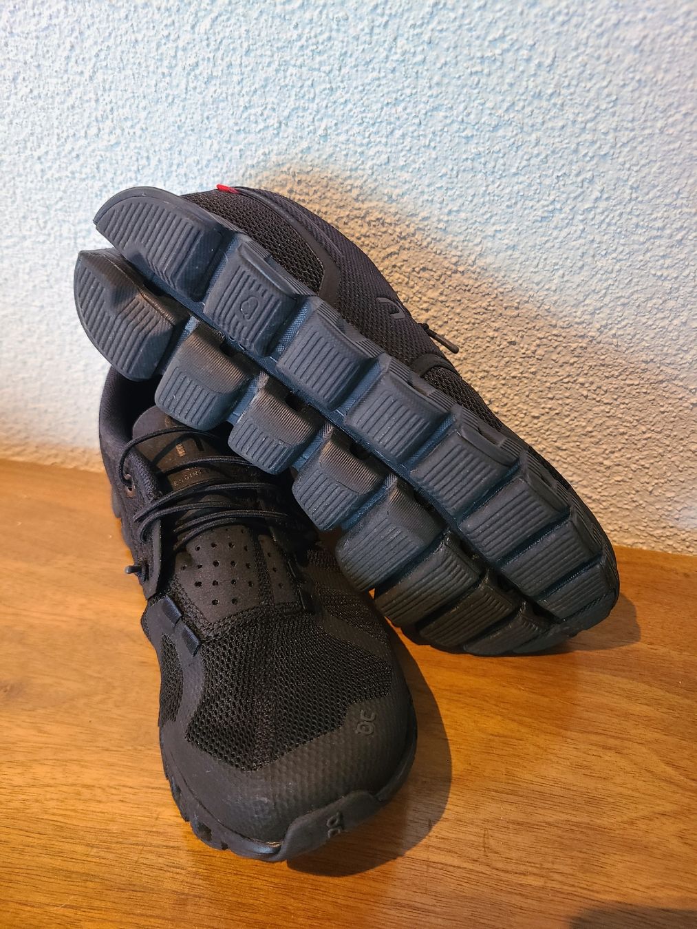 Scarpe da donna: On Damenschuhe Schwarz Gr.36.5 – Nuovo (secondo la descrizione) da Flüh venduto da pauletta1985 1