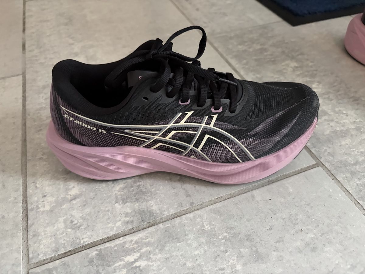 Asics Scarpe da donna: Asics Laufschuhe GT-2000 15 – Nuovo (secondo la descrizione) da Neuenkirch venduto da sto_marlene 1