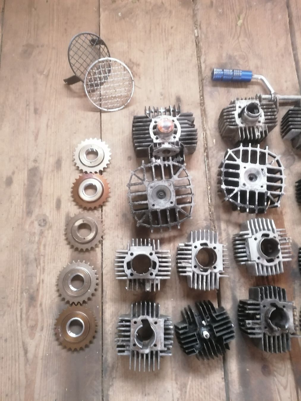 Cyclomoteurs: Puch Div. Ersatzteile  – Défectueux à Vorderthal par kar_d55f 1