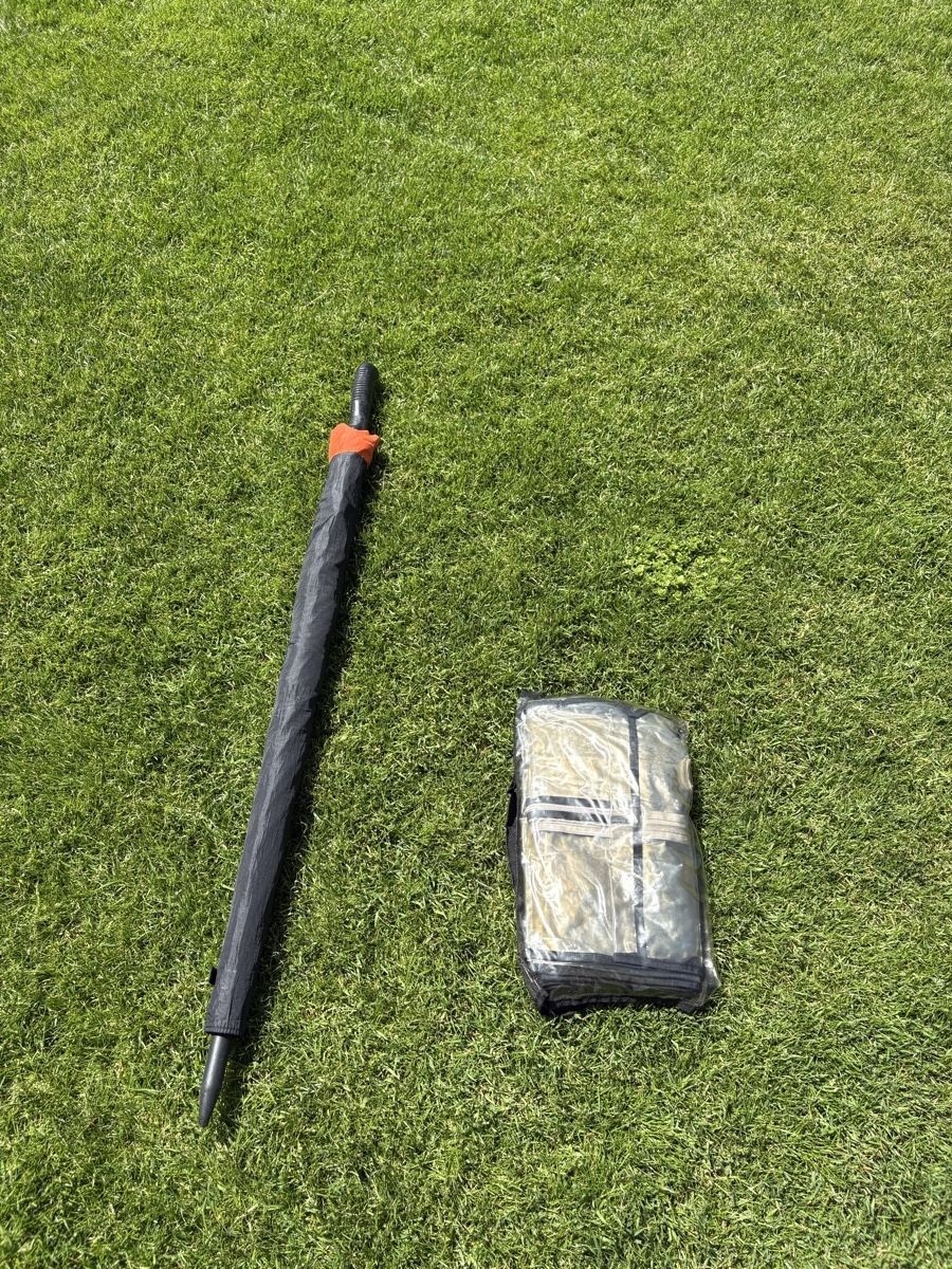Mazze & Set: PING Golftasche mit Regenschutz und 15 Schläger – Usato da Russikon venduto da Opportunity 2