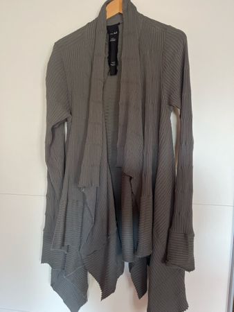 Studio b3 Strickjacke Kurzmantel Langarm Tunika M grün kalt