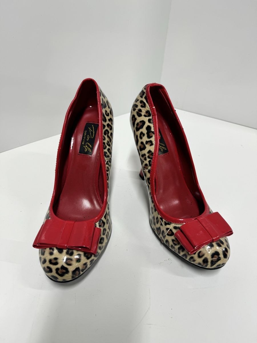 Scarpe da donna: Pinup Coture Pumps Leo – Usato da AARBURG venduto da cheapstuff
