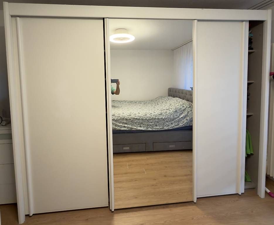 Armadi: Schwebetürenschrank – Usato da Emmenbrücke venduto da sal_8jy8