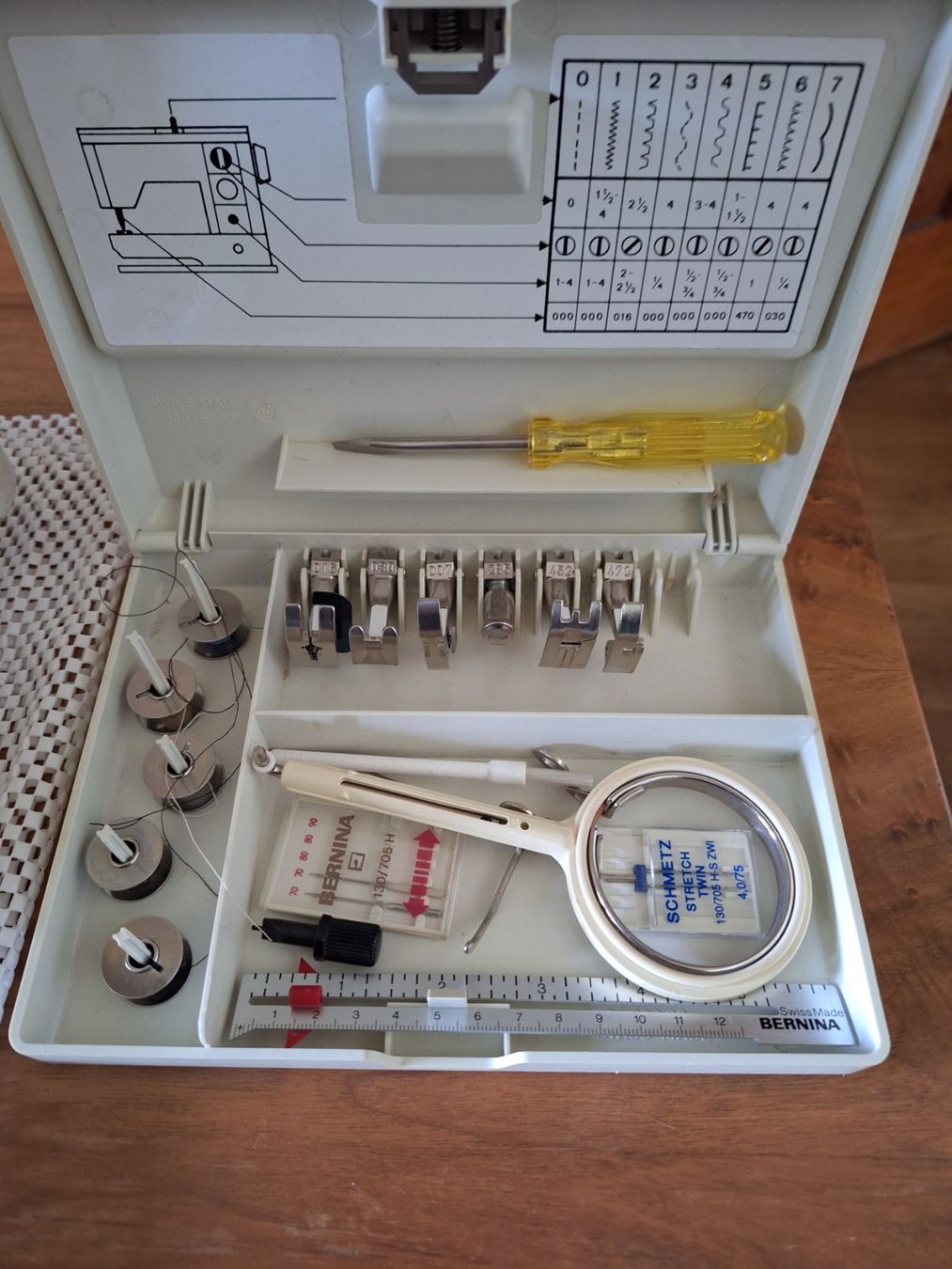 Bernina Nähmaschinen: Bernina 910 Electronix – Gebraucht aus Buochs von Jestertier 3