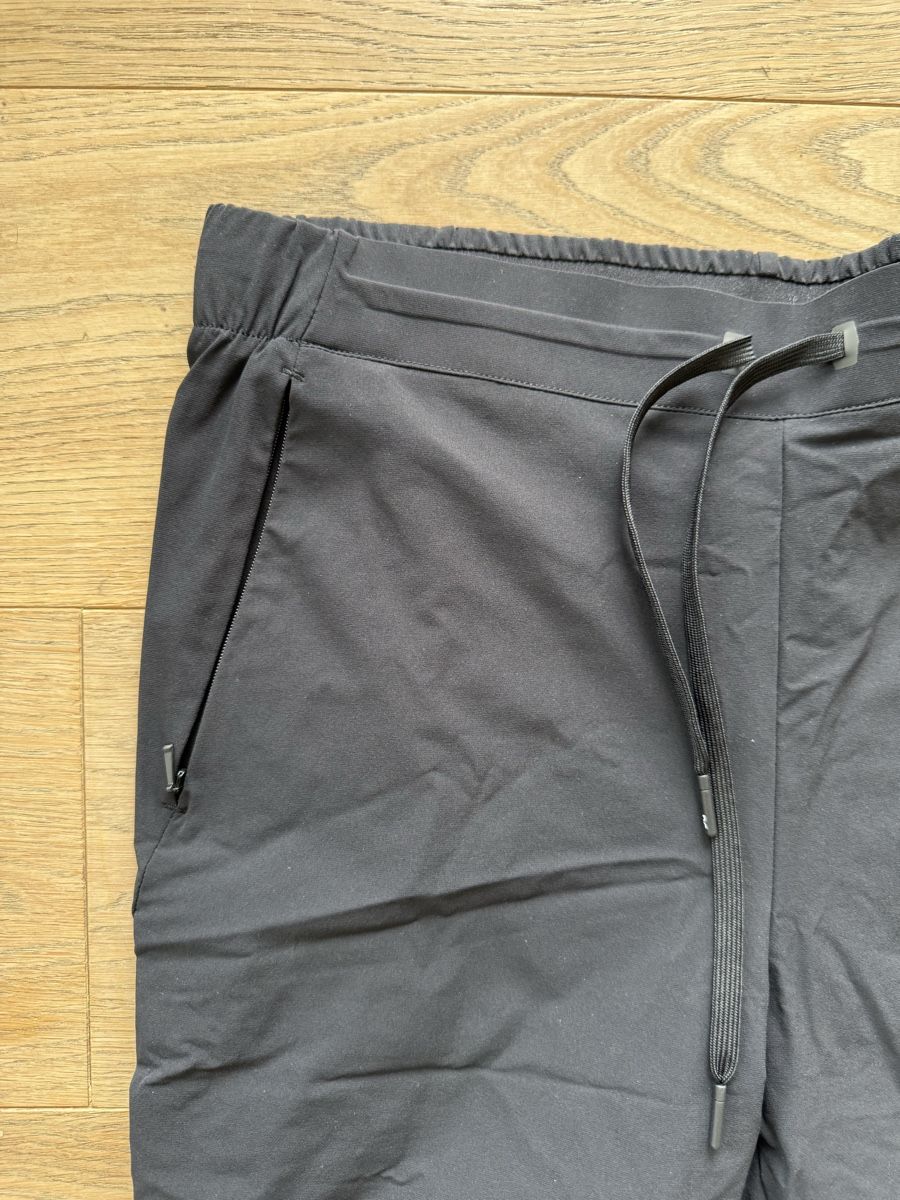 Pantaloni: On Active Pants Damen Grösse M – Nuovo (secondo la descrizione) da Zürich venduto da z00mie 2