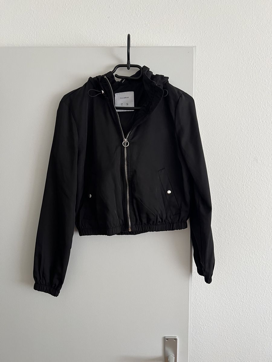 Pull&Bear Jacken: Pull&Bear Jacke - S – Gebraucht aus Rothrist von FL_17