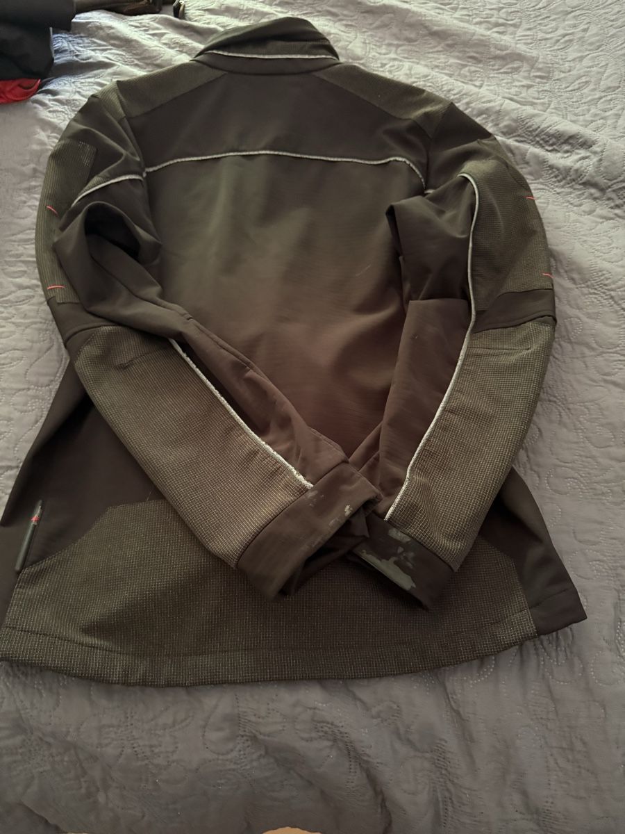 Vestes: Softshelljacke Arbeitsjacke Grösse xL gebraucht – D'occasion à Duggingen par Enasus 2