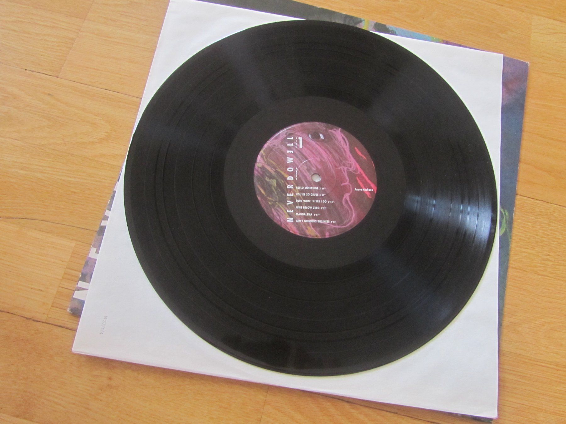 Schallplatten: NEVERDOWELL  Blues    LP Vinyl  / Blues-Rock – Gebraucht aus Seengen von mikelele 1