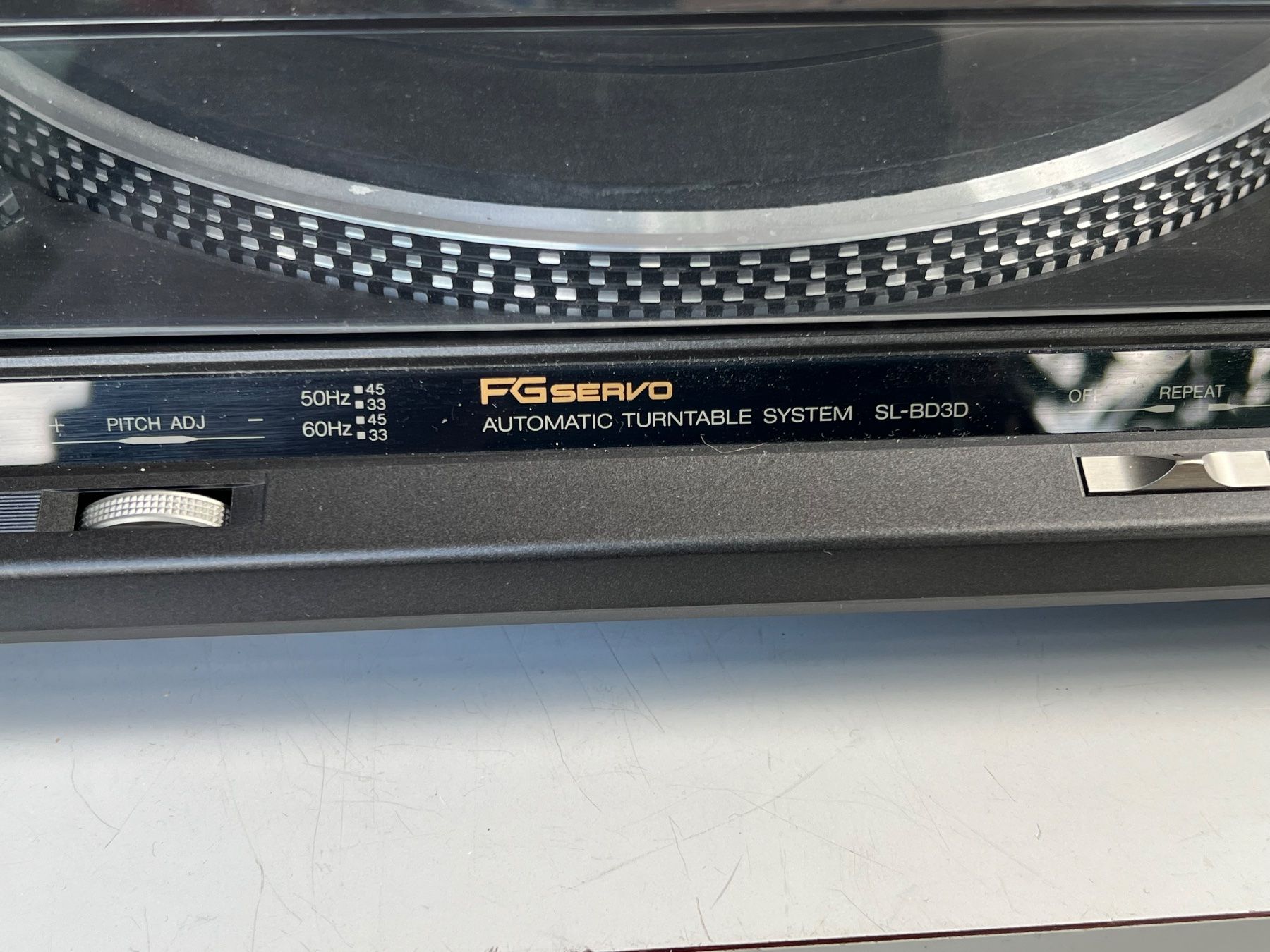 Technics Giradischi: Technics SL-BD3D Plattenspieler – Usato da Gebenstorf venduto da Secondtronik 1