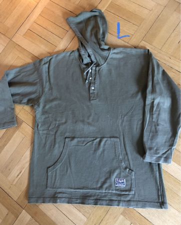 Sweat capuche Lewis olive taille L bon etat