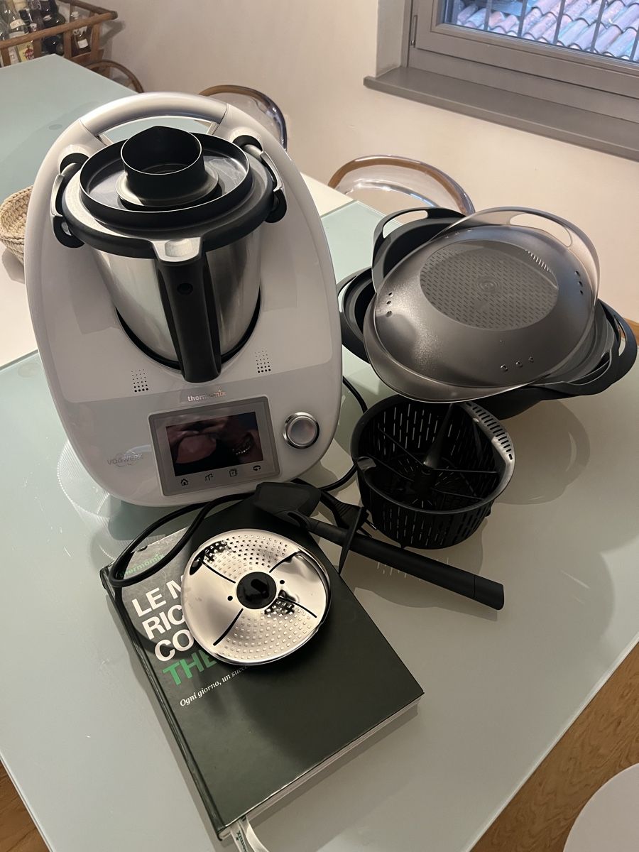 Thermomix Elettrodomestici da cucina: Thermomix Bimby TM5 – Usato da Bissone venduto da val_crd9