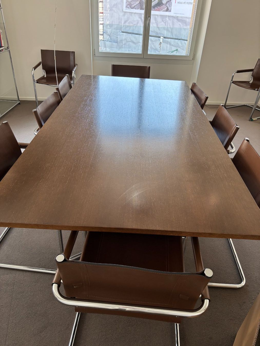Eames Tische: Table Eames en noyer foncé grande dimension – Gebraucht aus Lausanne von hen_r8fv