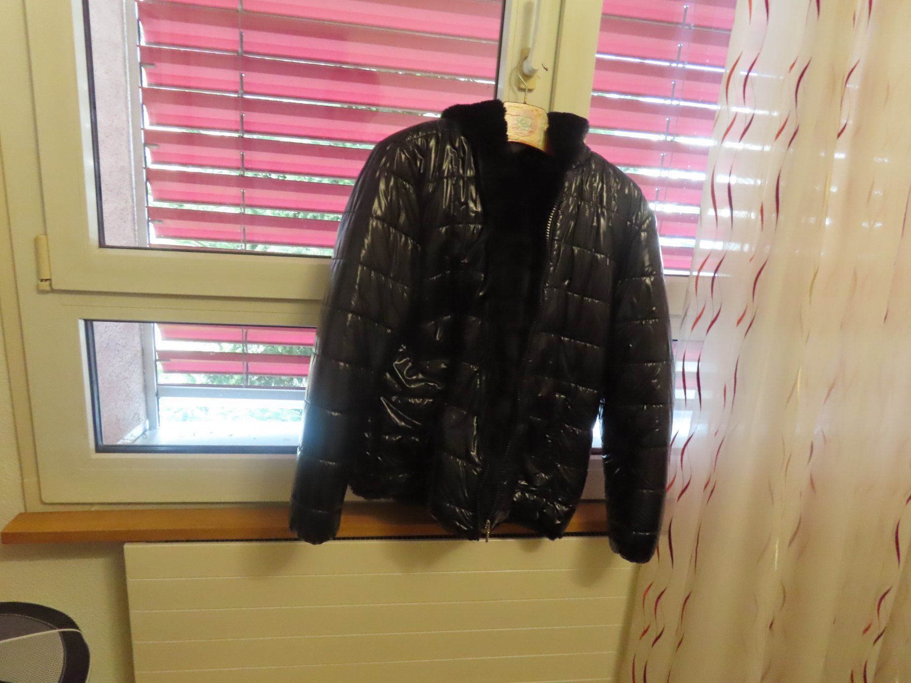Giacche: Winter  Jacke Für Damen – Nuovo (secondo la descrizione) da Rüfenacht BE venduto da tial70