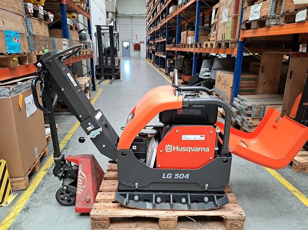 Tutte le macchine: Vibroplatte Husqvarna 504 Diesel – Usato da Widnau venduto da Martinmaa