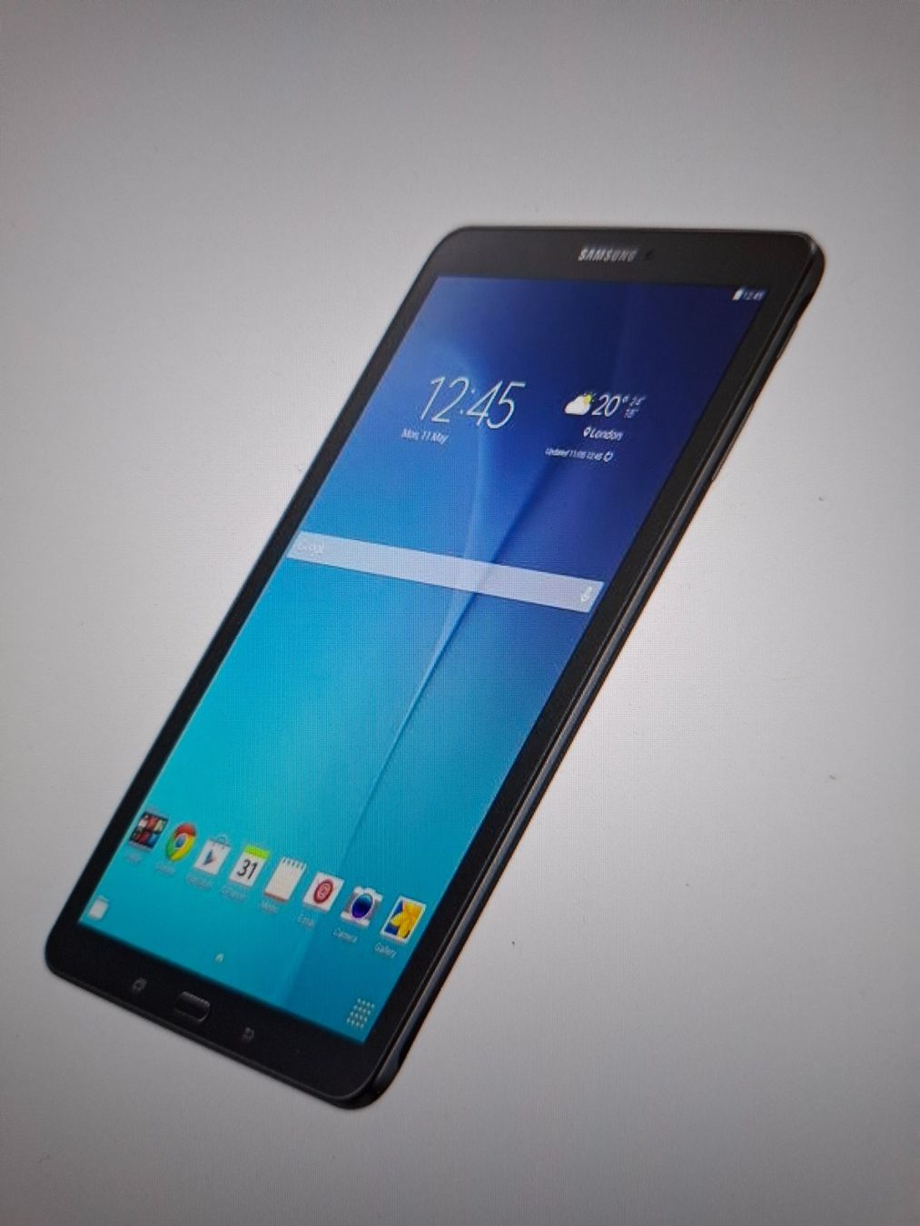 Samsung Tablet PC: Samsung Galaxy Tab E  9.60", 8 GB, Metallic Black – Gebraucht aus Malters von kekro90
