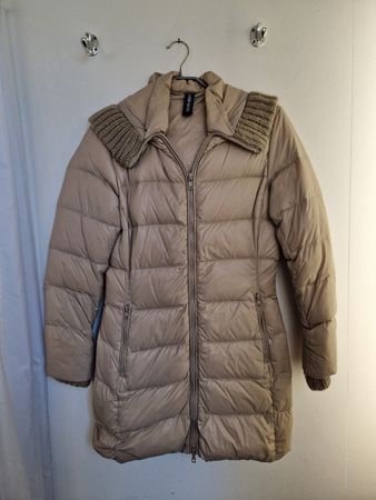 Leonardo Daunenmantel Gr. 38 beige Winterjacke Damen