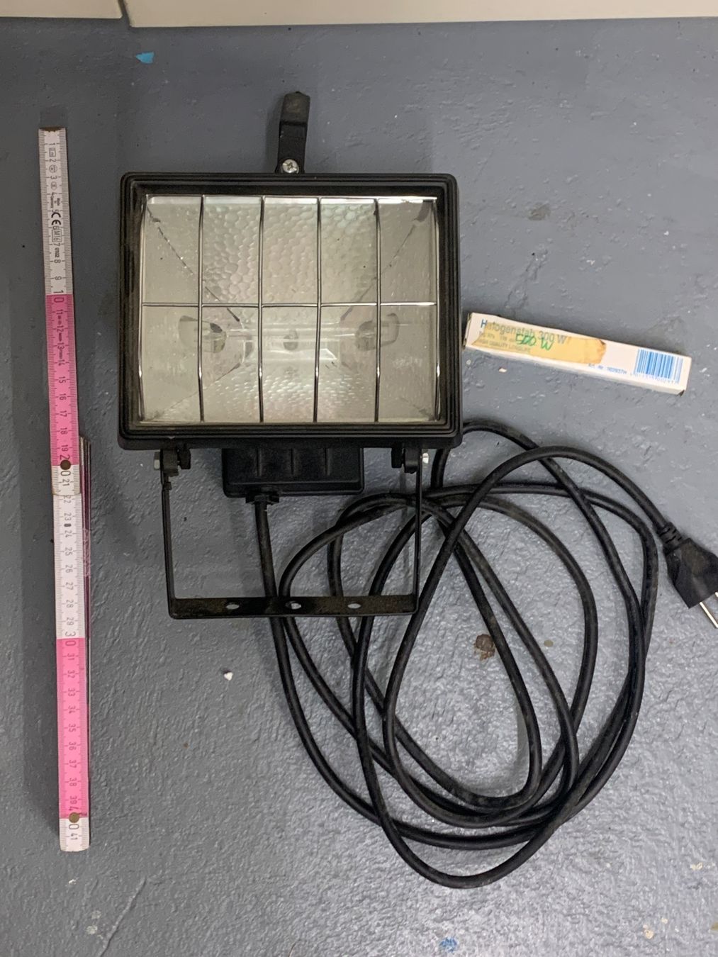 Phares: 500 W Strahler – D'occasion à Wildegg par Elefant42
