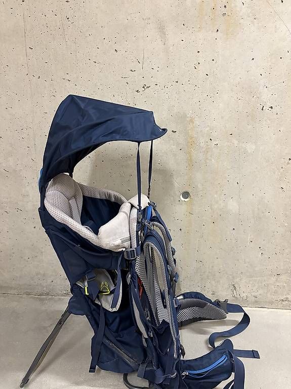 Porte-bébés ventraux & dorsaux: Kindertrage Kid Comfort deuter – D'occasion à Bern par nicole.o 1