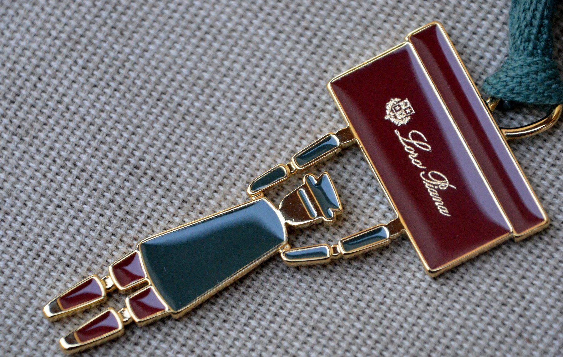 Pendentifs: Loro Piana Anhänger / Pendentif – D'occasion à Collonges par arashee 4