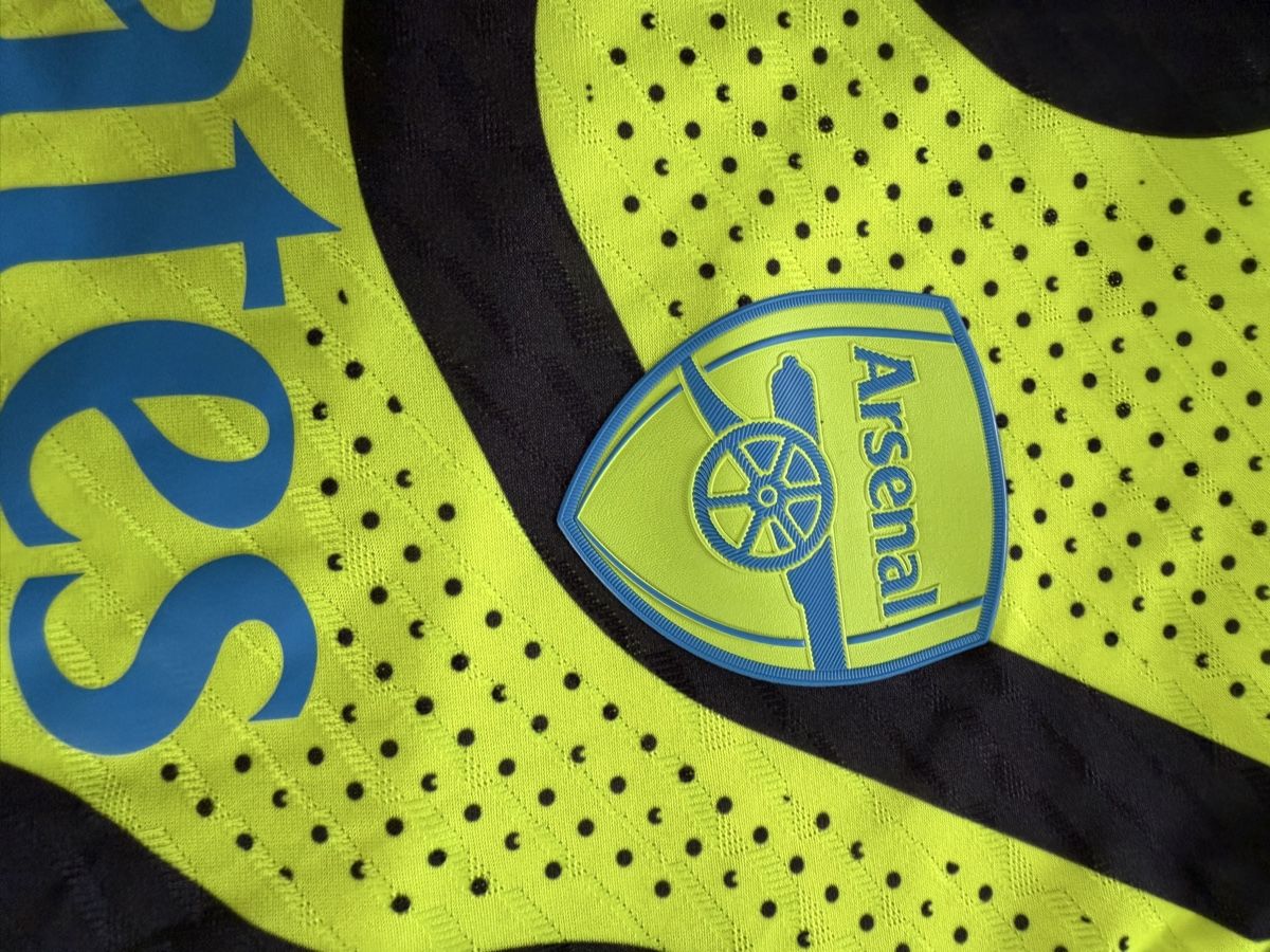 Adidas Canottiere & Pantaloni: Original Arsenal 23/24 away Player Version – Nuovo (secondo la descrizione) da Aarberg venduto da marcoo237 1