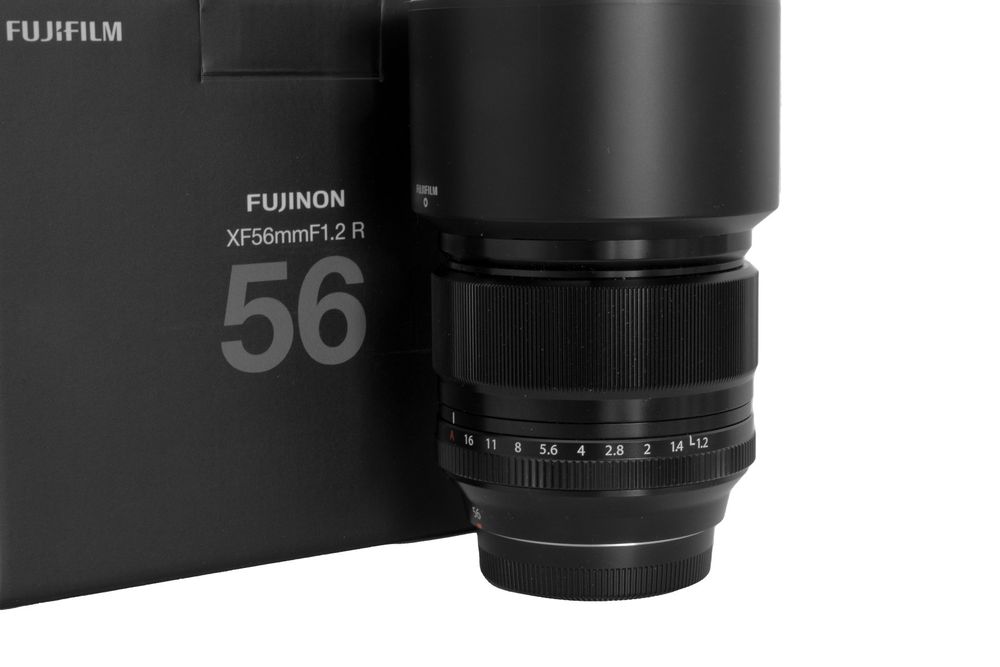 Fujifilm XF 56mm f/1.2 WR R: Reviews & Tests