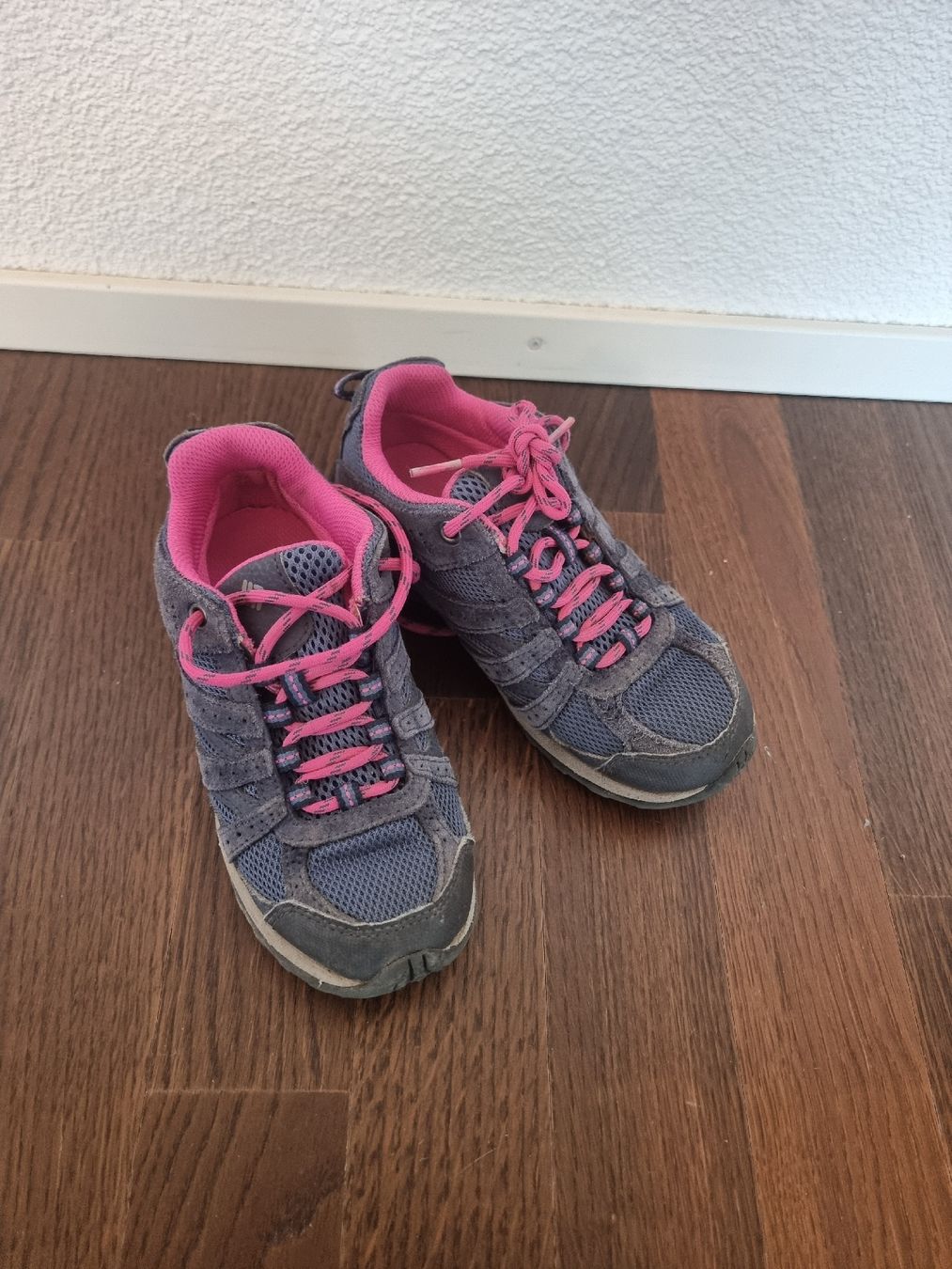 Columbia Scarpe per ragazze: Trekkingschuhe 32 Columbia – Usato da Baden venduto da Giuseppe5 1