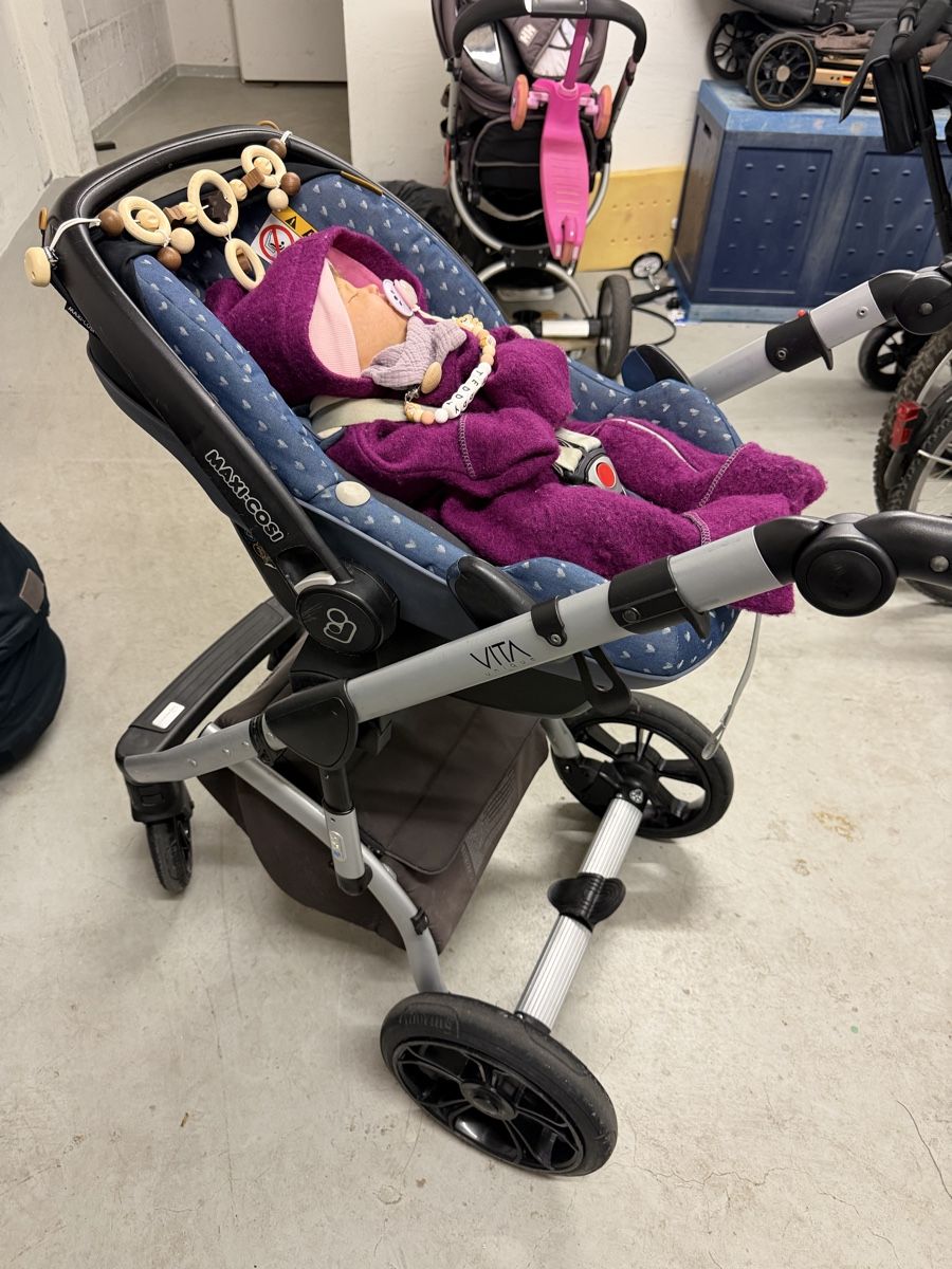 Kinderwagen: Kinderwagen  – Gebraucht aus Unterentfelden von van_m8g7 5