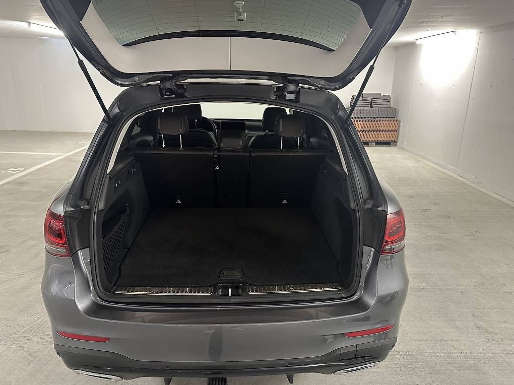 Autos: Mercede GLC 300d AMG Line 4 Matic 9G – D'occasion à Baar par daenu99 4