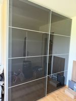 Kleiderschrank