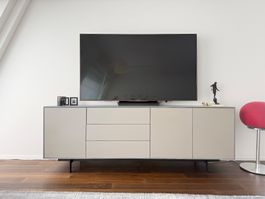 Modernes Sideboard, grau/beige