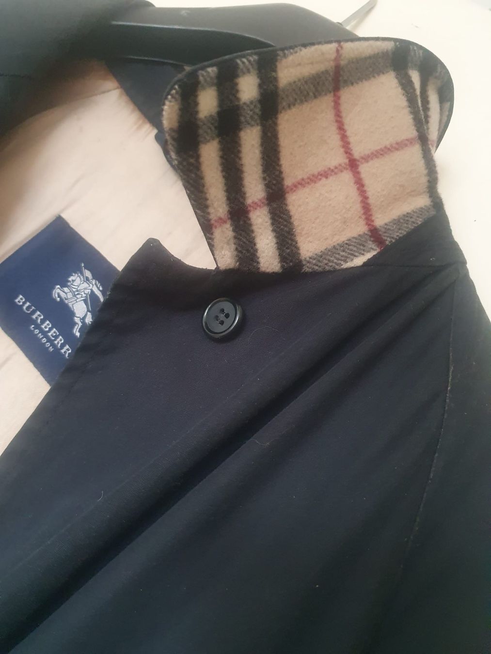 Burberry Cappotti: Burberry Damenmantel – Usato da Aesch BL venduto da ITALO-BASLER 6