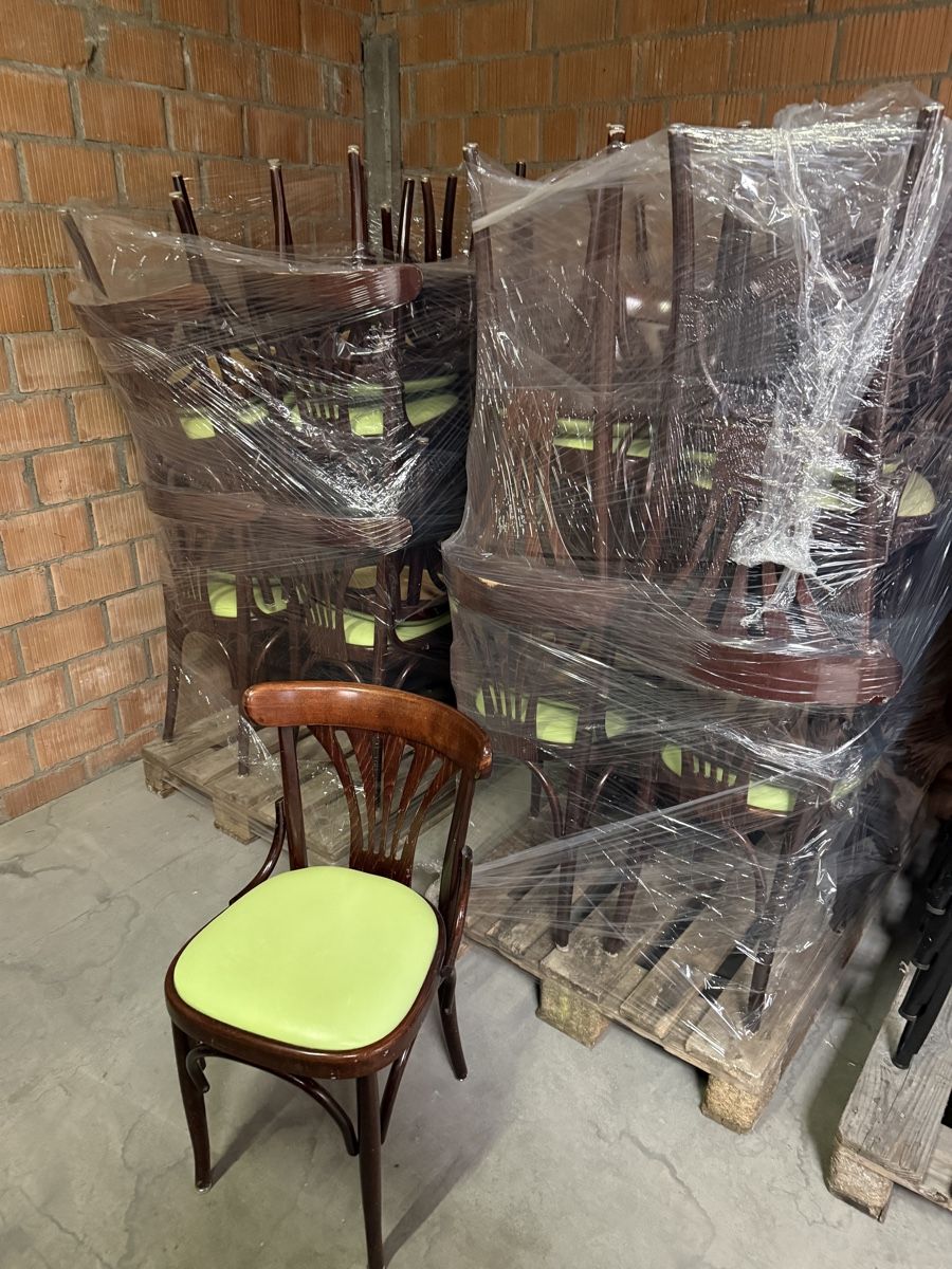Sedie: Gastro Stühle 32 stk. – Usato da Lyss venduto da Nach-Bar 2