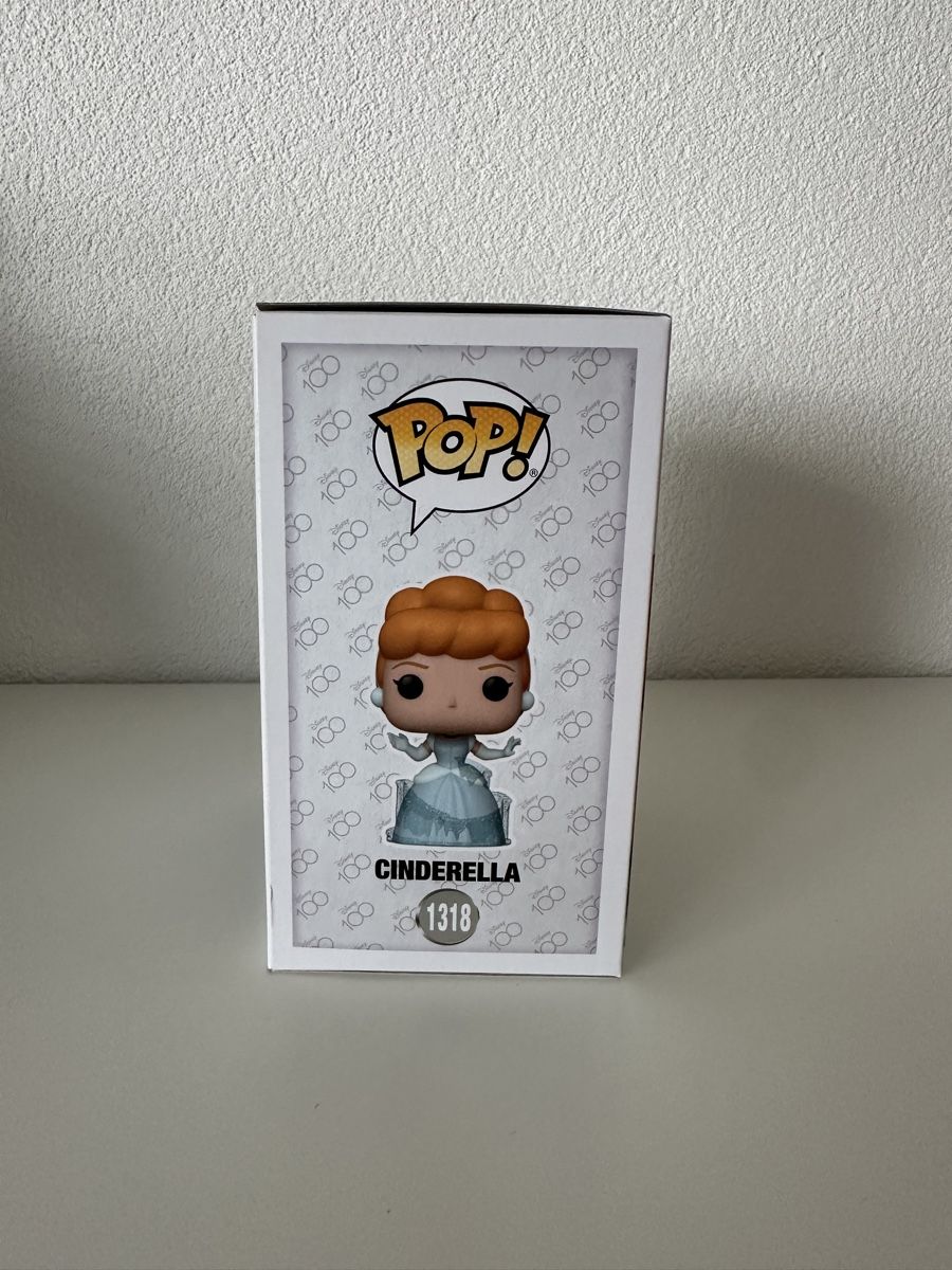Funko Statuette: Funko Pop Disney 100 Cinderella – Nuovo e nell'imballaggio originale da Mels venduto da Hannah_Fee 3