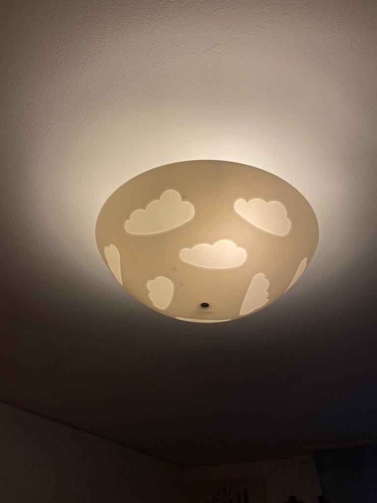 Ikea Kronleuchter & Deckenlampen: Ikea Deckenlampe  Weiss mit Wolken – Gebraucht aus kriens von fry80 4