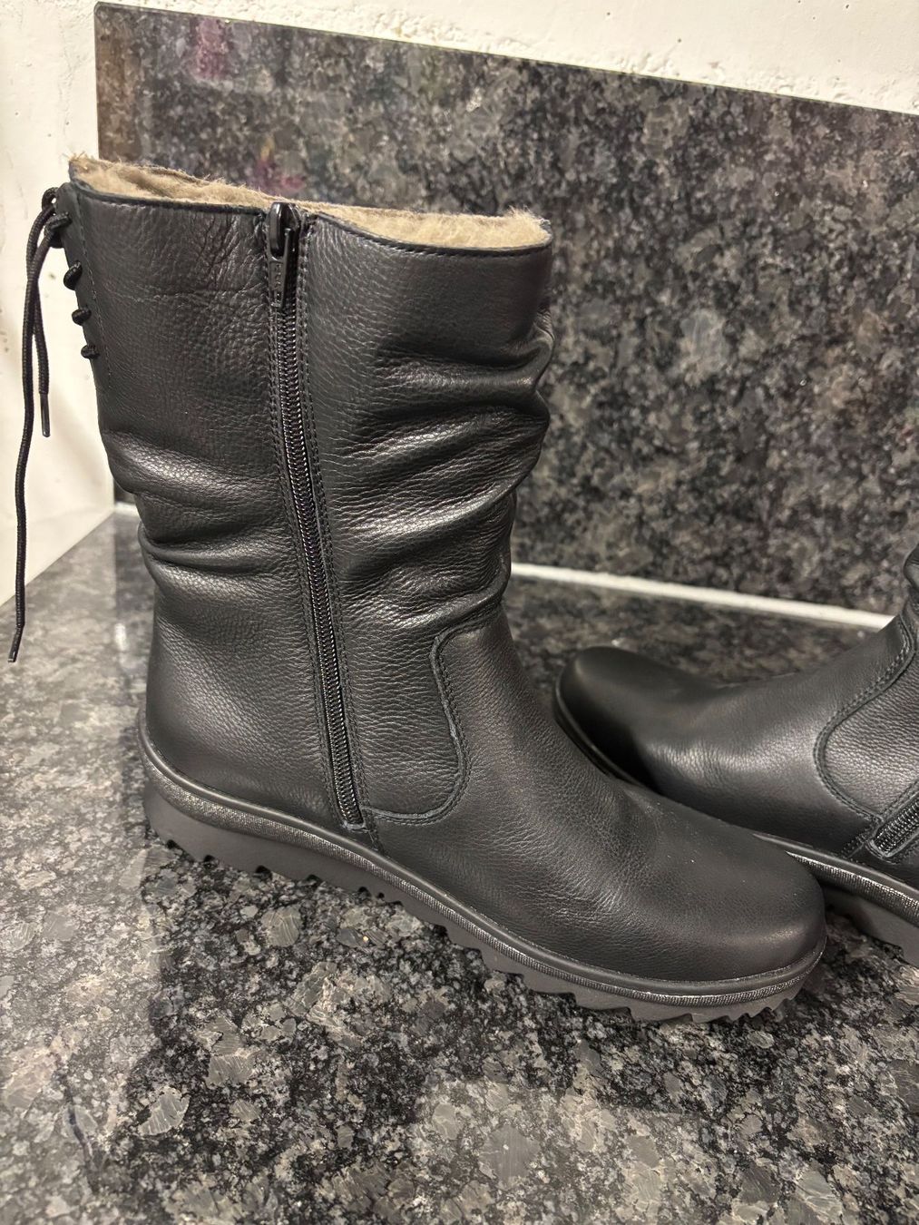 Scarpe da donna: Remonte Lederstiefel Grösse 40 – Usato da Schlatt TG venduto da ArnoA