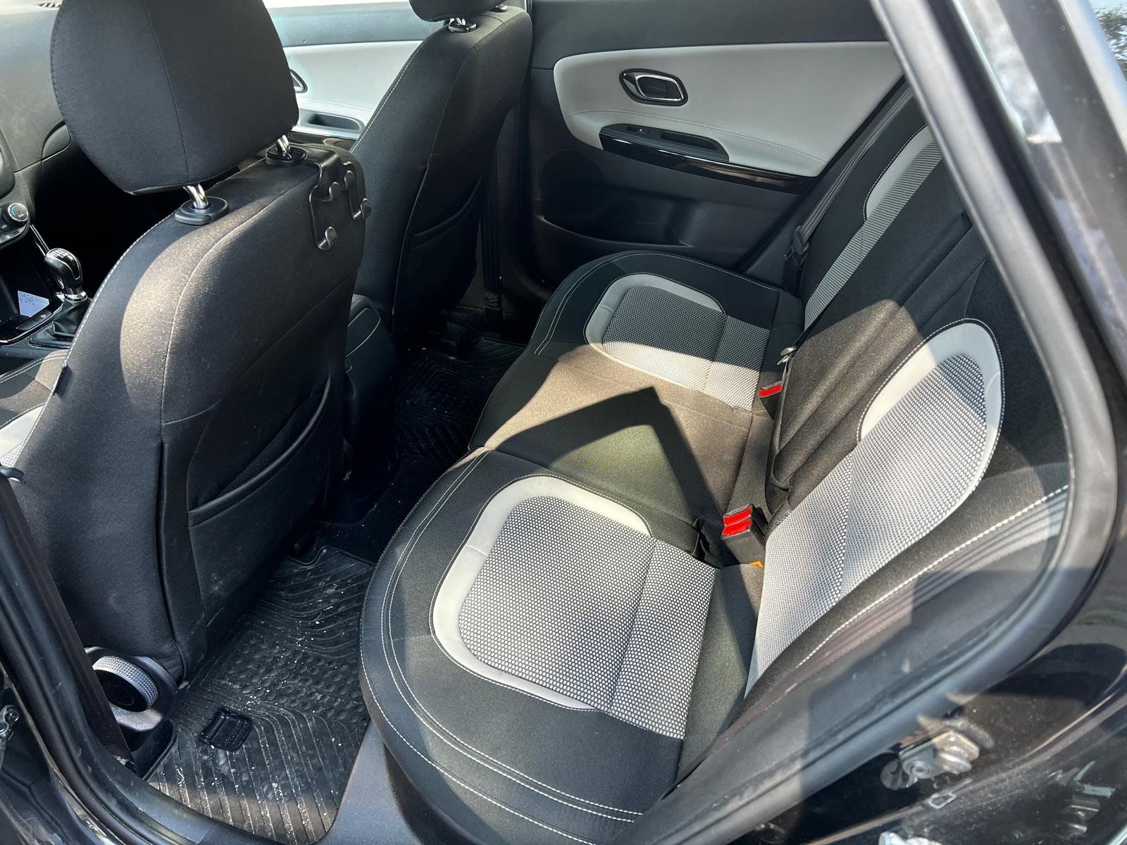 Kia Autos: KIA Ceed 1.6 GDI Kombi  manuel – Gebraucht aus Oberriet SG von jeepv8 4