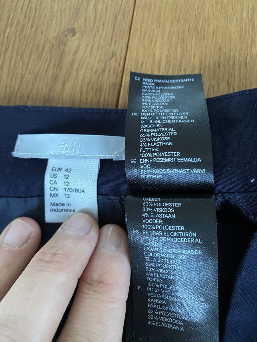 H&M Röcke: Jupe Dunkelblau 42 – Neu (gemäss Beschreibung) aus Rorbas von erdbeeri91 1