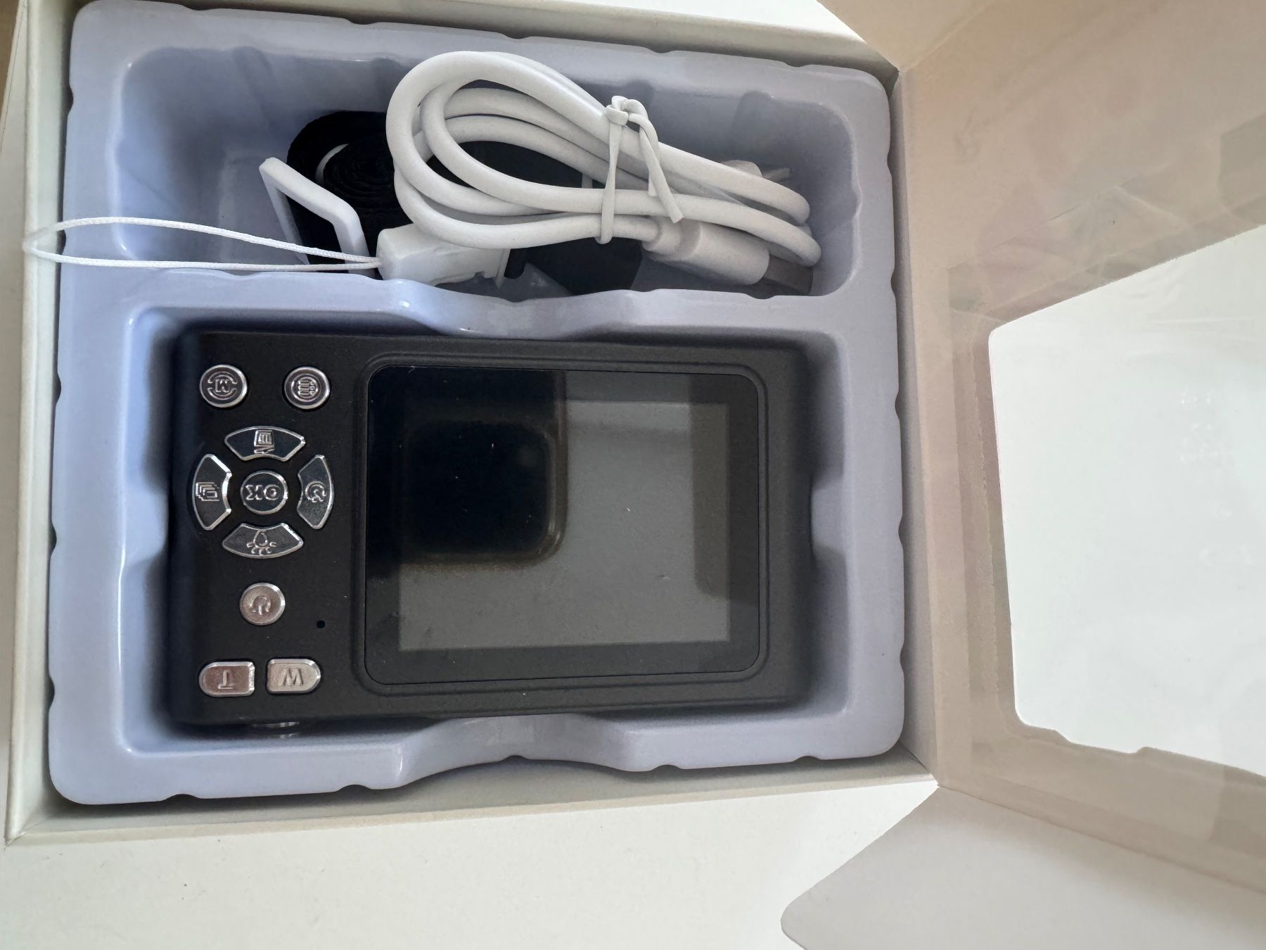 Appareil photo: Digital Kamera – Neuf avec emballage d'origine à Herzogenbuchsee par ber_dn28 2