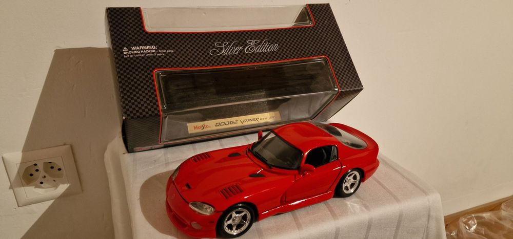 Maisto Dodge Viper GT2 - Modèle Réduit 1/24 En Métal - Très Bon état Occasion