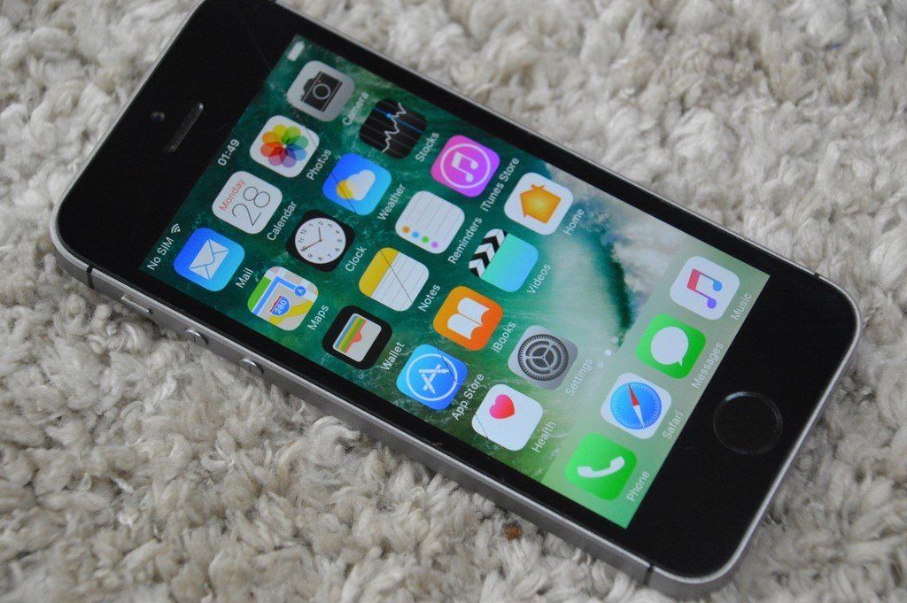 Apple Telefoni cellulari / Smartphones: Apple iPhone SE A1723 32Gb – Usato da Collonges venduto da arashee 3