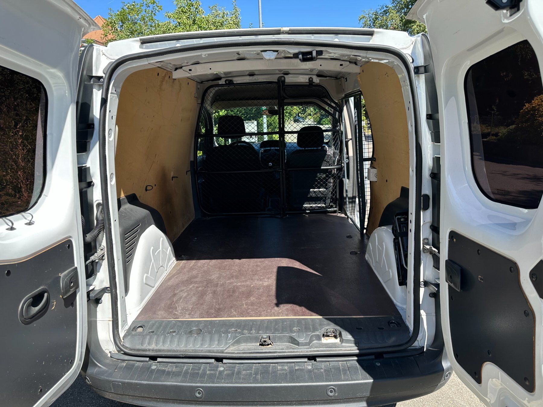 Renault Veicoli commerciali: renault kangoo DCi 115 – Usato da Laupen BE venduto da ThePowerOfDreams1 3