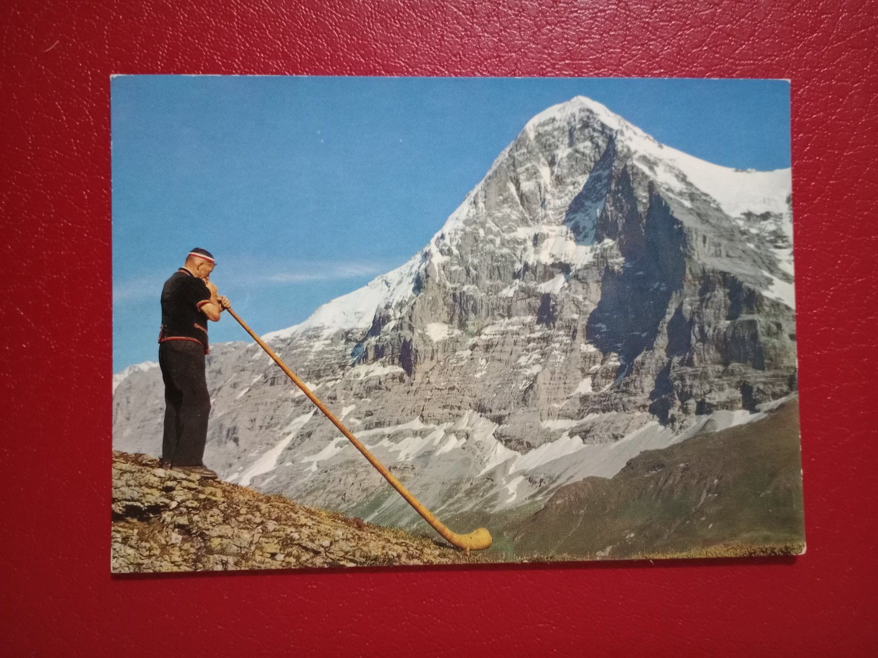Cartes postales: Alphornbläser mit Eiger (803) – D'occasion à Küttigen par Melisch1000