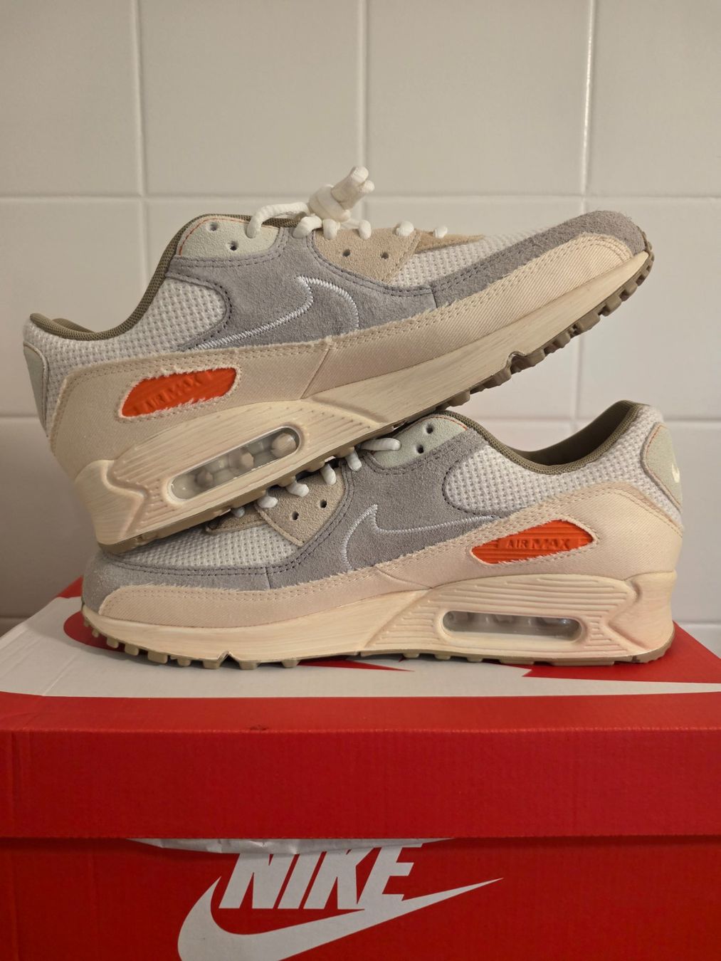 Nike Herrenschuhe: Nike Air Max 90 PRM – Neu und originalverpackt aus Fleurier von dav_xx8y 1