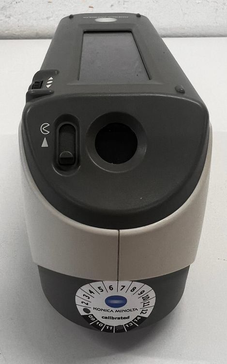 Accessori da laboratorio: Minolta Spectrophotometer CM-2500D – Usato da Niederdorf venduto da LeptonAG_Labor 2