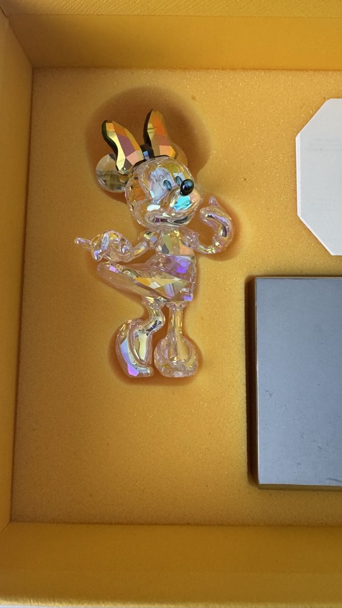 Swarovski Figuren: Swarovski Minnie Mouse Kristallfigur – Neu und originalverpackt aus Dulliken von fla.fal 1