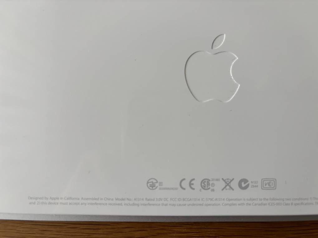 Apple Tastiere: Apple Wireless Keyboard A1314 – Usato da Colombier NE venduto da mim_k8mq 2