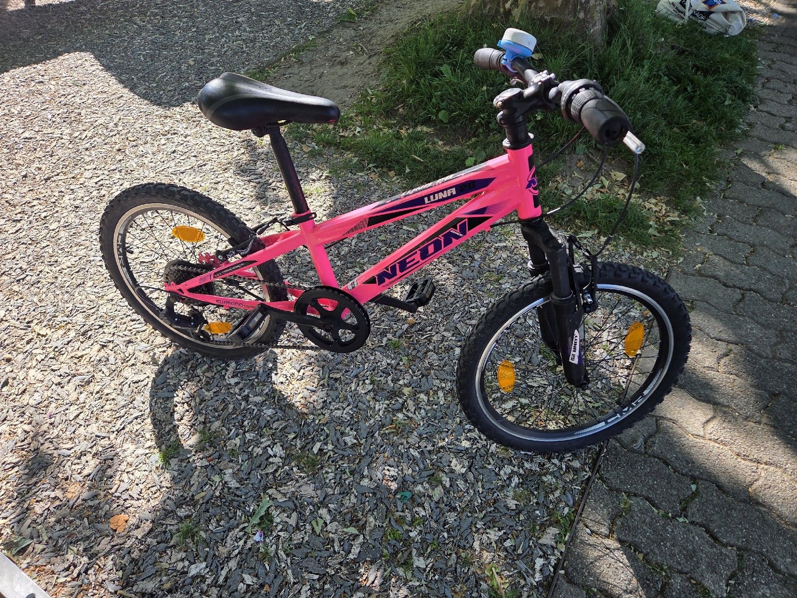 Velos: Kinder Velo Neon Luna 20 Zoll Mädchen – Gebraucht aus neuenhof von chicco_90